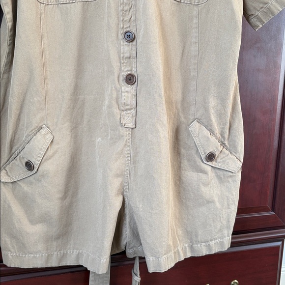 Banana Republic Romper Size 20 - Picture 3 of 8